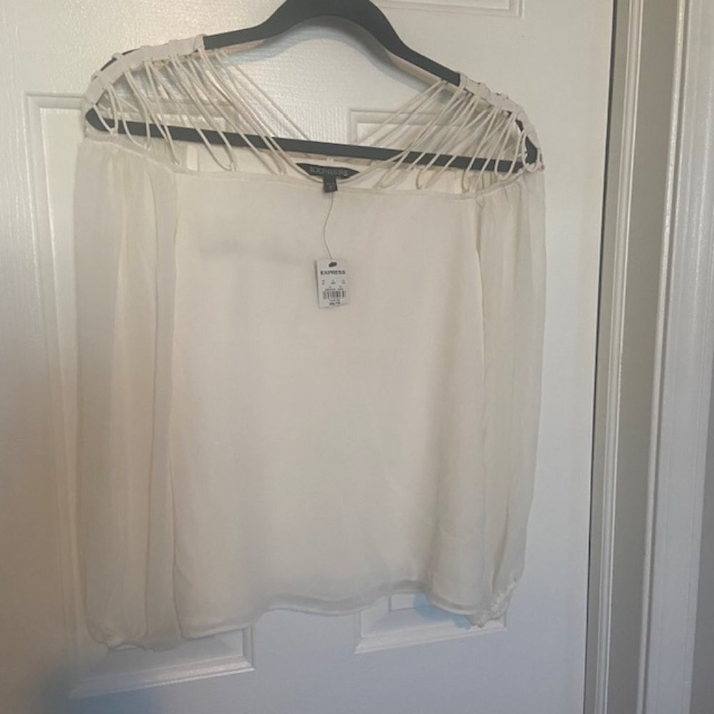 NWT Express Detailed Top